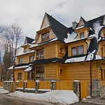 Pensjonat Bystry, Pod Nosalem 3*