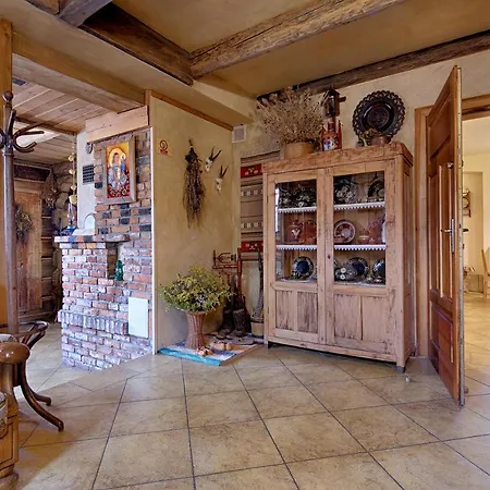 Bystry, Pod Nosalem Konukevi Zakopane