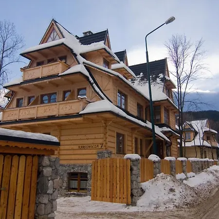 Konukevi Bystry, Pod Nosalem Zakopane