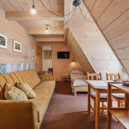 Bystry, Pod Nosalem Konukevi 3*