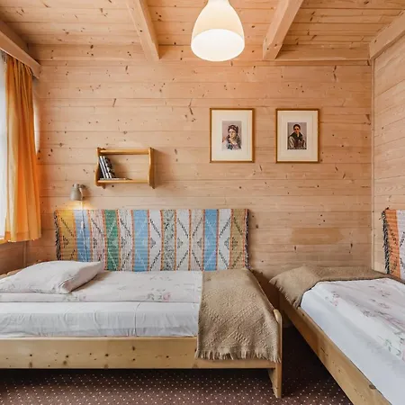 Konukevi Bystry, Pod Nosalem 3*