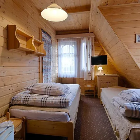 Bystry, Pod Nosalem Konukevi 3*