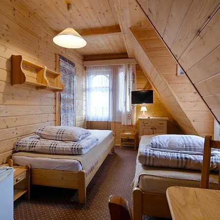 Konukevi Bystry, Pod Nosalem Zakopane