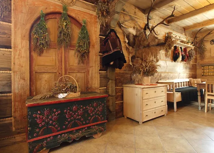 Bystry, Pod Nosalem Pensjonat 3*