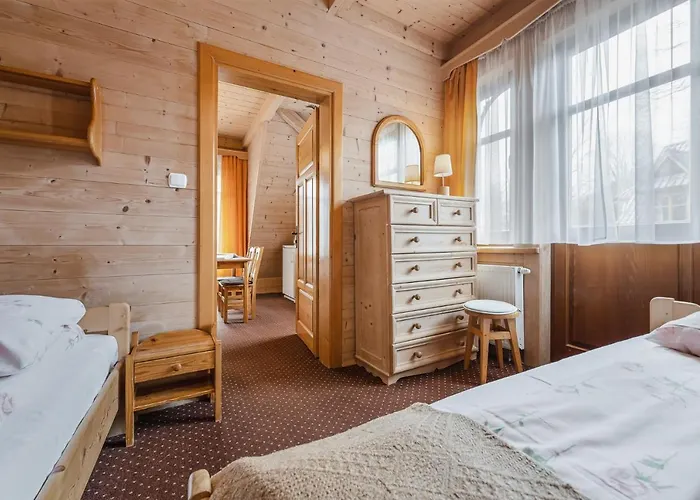 Bystry, Pod Nosalem Pensjonat 3*