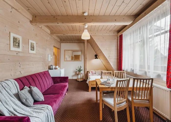 Pensjonat Bystry, Pod Nosalem