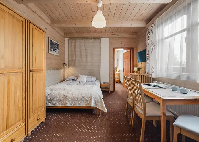 Bystry, Pod Nosalem Pensjonat 3*