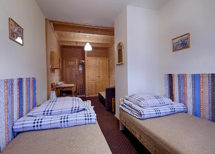 Pensjonat Bystry, Pod Nosalem 3*