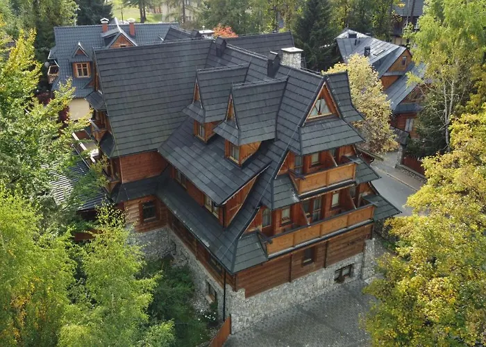 Bystry, Pod Nosalem Pensjonat 3*